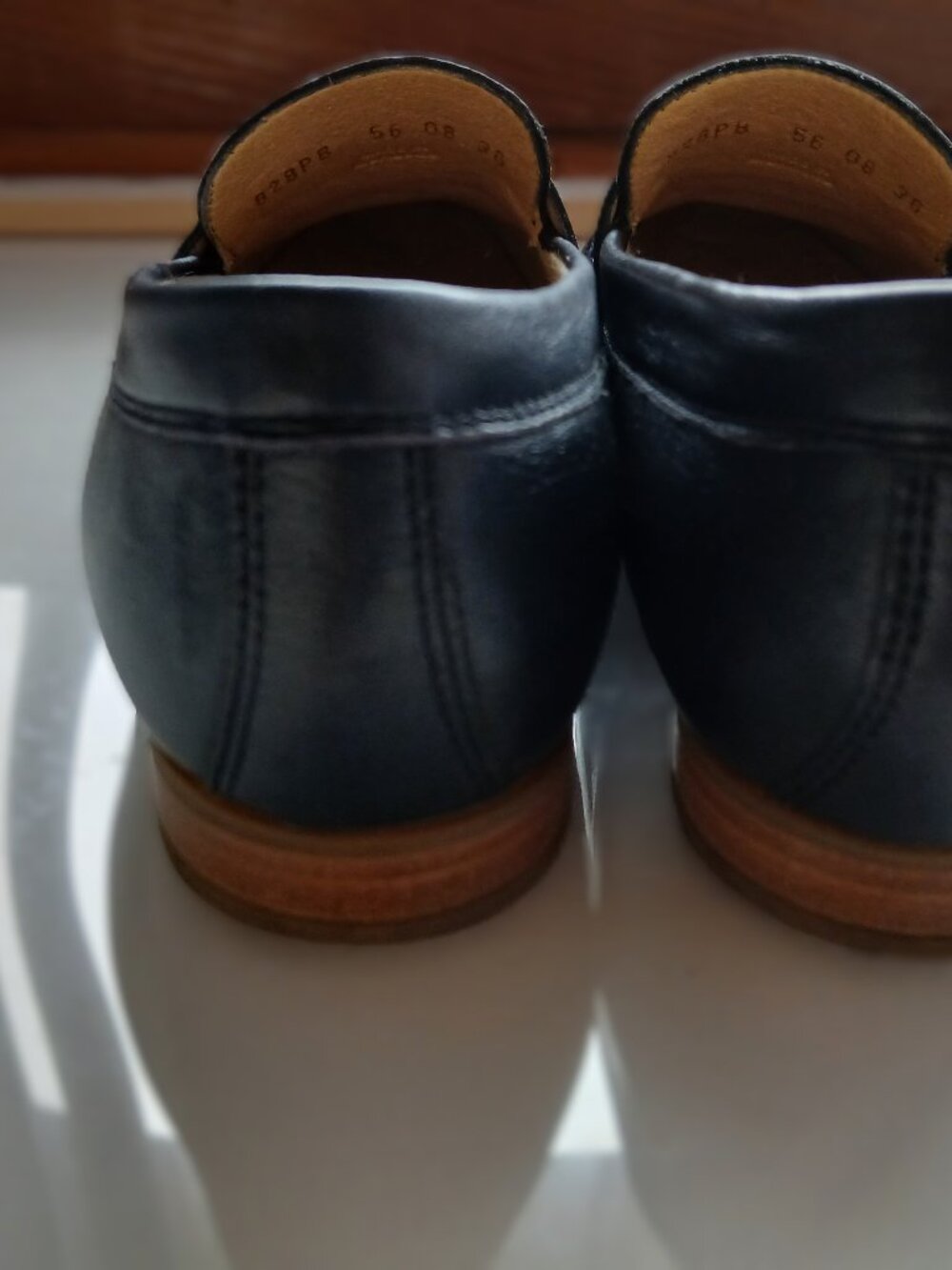 Geox Dark Blue Genuine Leather Women's Loafers Size 6 - Picture 5 of 5